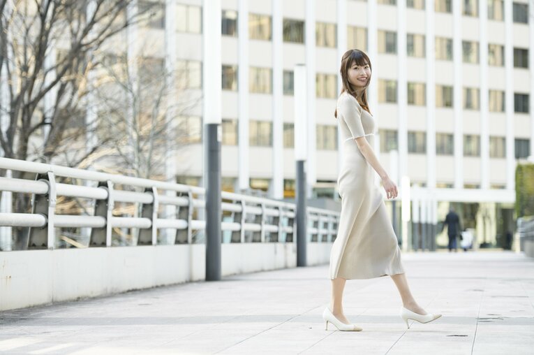 史上初めて“JRAの場内実況”を担当した女性アナウンサー「ファンのあたたかさに救われた」藤原菜々花26歳が語る“デビュー戦”の舞台裏(19)