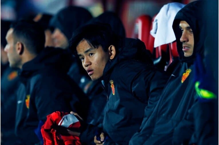 「クーボ！ クーボ！」大歓声が何度も… 久保建英を撮影カメラマンが見た希望の光《古巣ヘタフェからも復帰祝い》(6)