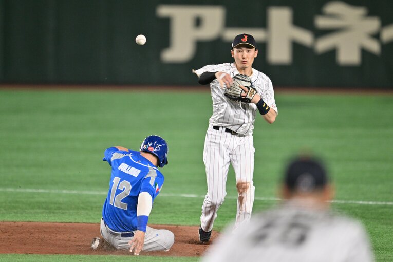 無駄な動きが一切ない源田壮亮の華麗なる守備　©︎Naoya Sanuki