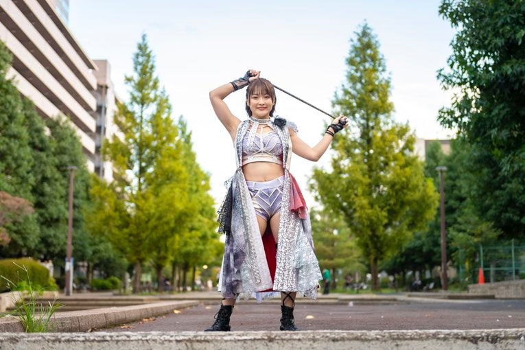 コスチューム姿の“リングの妖精”なつぽい