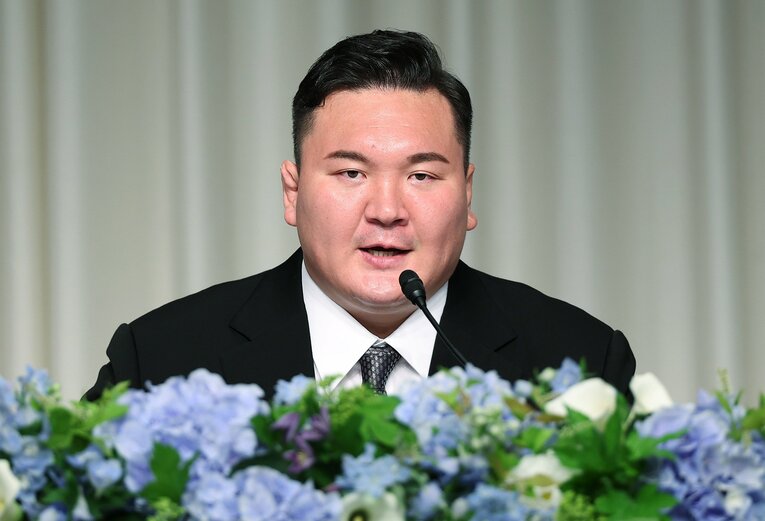 6月9日の会見で日本相撲協会を退職することを発表した白鵬。不満を述べることなく、静かに協会を去った　©JIJI PRESS