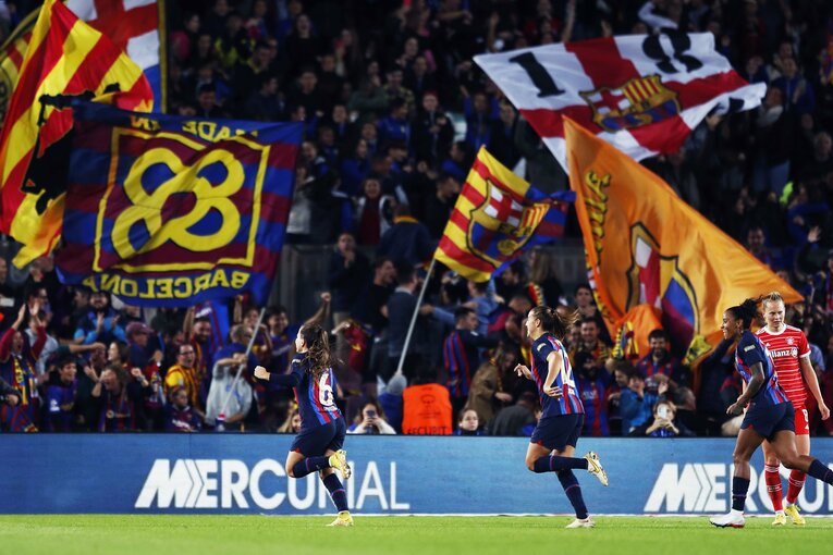 W杯ブラジル戦のウラで「バルサ女子がカンプノウで4万6967人」盛況なワケ… メッシ後に君臨する“女王”、熊谷紗希が見せた悔しさ(33)