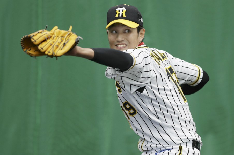シーズン全日程消化はほぼ不可能。プロ野球も3週間の“テレワーク”を。<Number Web> photograph by KYODO