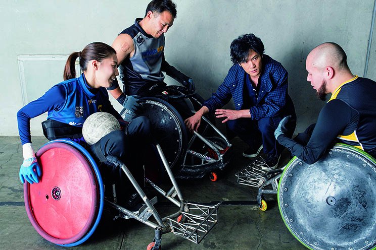 稲垣に車いすラグビーの魅力を語る（左から）倉橋香衣、池透暢、乗松聖也　©︎Asami Enomoto