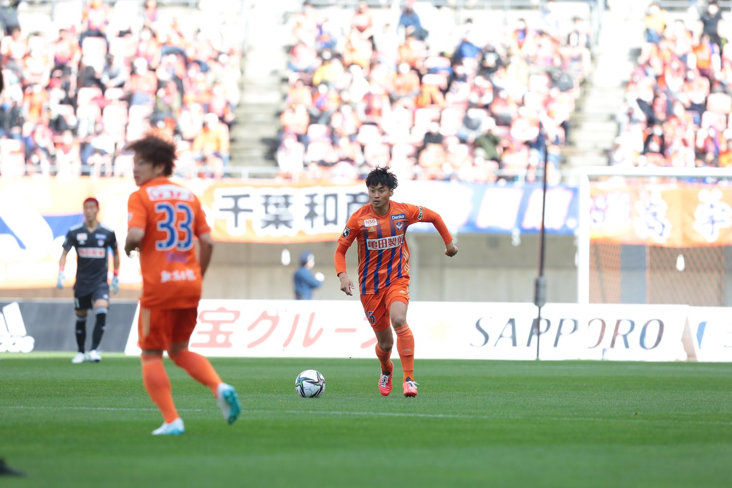 今季から新潟に加入した千葉和彦。最終ラインから組み立てに参加する ©ALBIREX NIIGATA