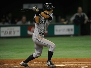 2012年、イチローが日本開幕戦で、一言も肉声を残さなかった深い理由。