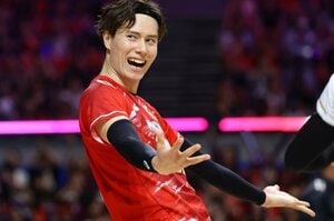 高橋藍なぜ絶好調「一体何したんだ？」石川祐希もティリ監督も伊藤コーチも驚き…栄養士が知る“体のキレ”の要因「シラスご飯にしまーす！」