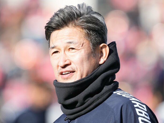 「なんでなんだお前！」カズがシュートせずフランス人同僚に“詰められた日”「60歳までやるのは大変だが70、80歳でも…」仏専門誌で告白＜Number Web＞ photograph by Getty Images