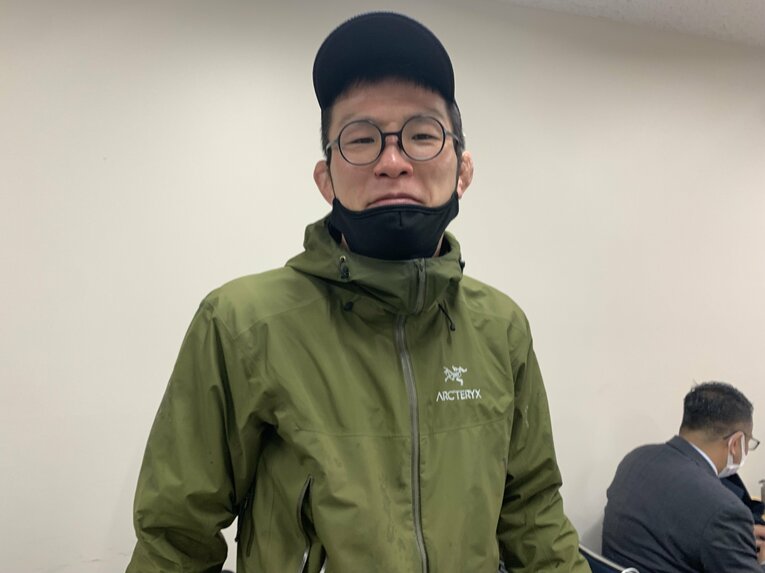 帰国すると4.2RISEの解説を務め、翌日のK-1も観戦。早く試合がしたいと元気な姿を見せた　©Norihiro Hashimoto