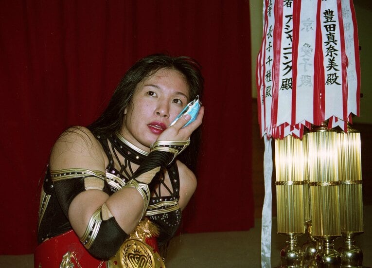 WWWA世界シングル戦でベルトを奪取した豊田真奈美　©東京スポーツ新聞社