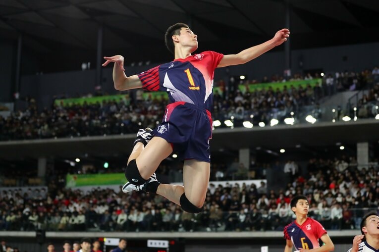 春高バレーで全国制覇を果たした高橋藍（東山高）©︎Yohei Osada/AFLO SPORT