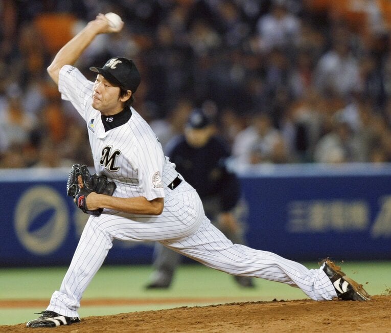 「SHE」の「H」橋本健太郎さんは2009年に交換トレードでロッテに移籍。現役引退後は阪神に戻り打撃投手に　©︎JIJI PRESS