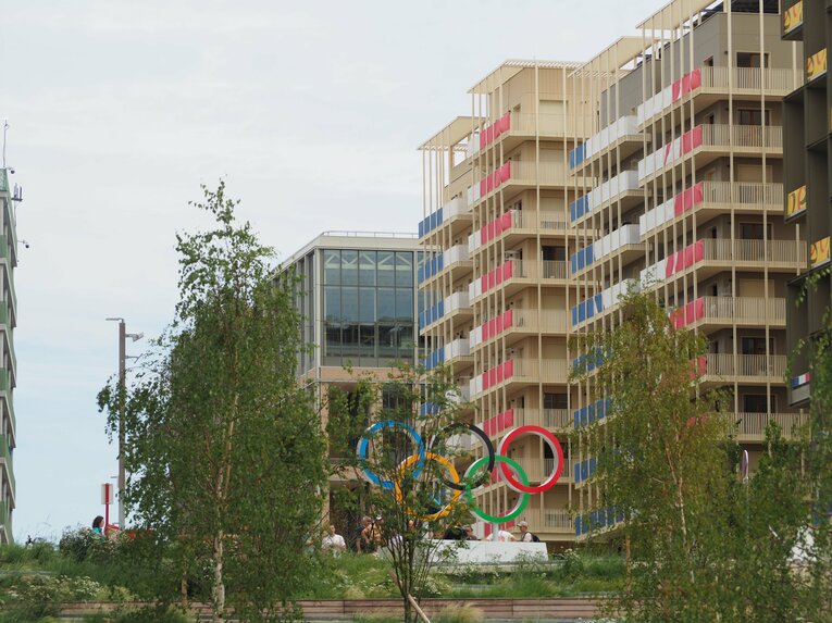 パリ五輪の選手村（全56枚）©JMPA