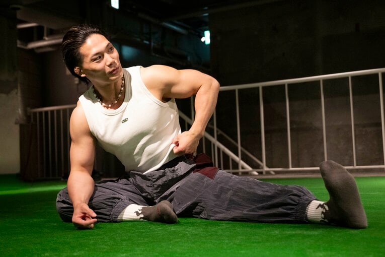 日頃利用しているジム「WONDER LIFE GYM 茗荷谷」で取材に応じた雷鵬氏　©Keiji Ishikawa