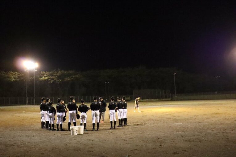ナイター練習、土日は専用球場も…【写真多数】群馬県渋川市の小中学生向け野球クラブ「S.Y.C」の練習風景　©Takahiro Nagao