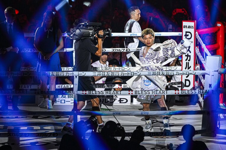 リングに降り立った那須川天心　©Takuya Sugiyama