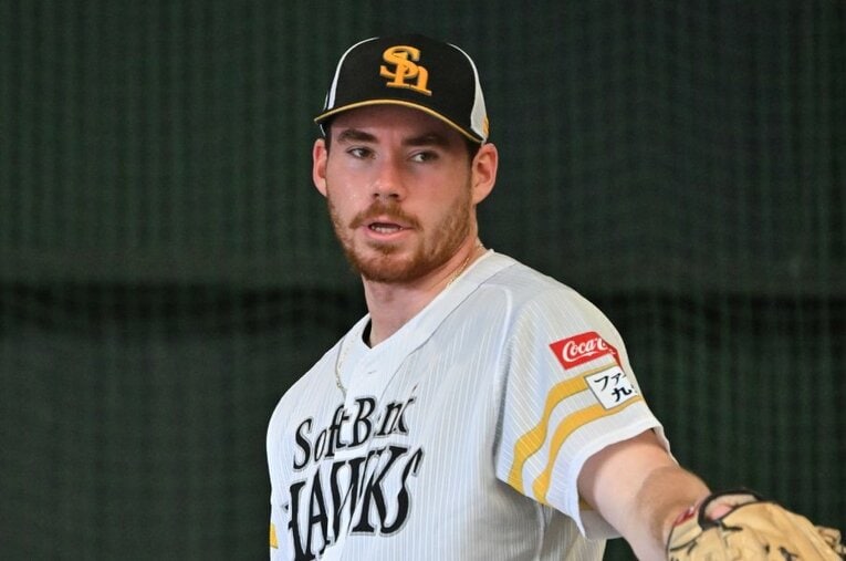 今春撮影のカーター・スチュワートJr.。ブルペンでは「まっすぐ！」など日本語が響く ／ photograph by Hideki Sugiyama