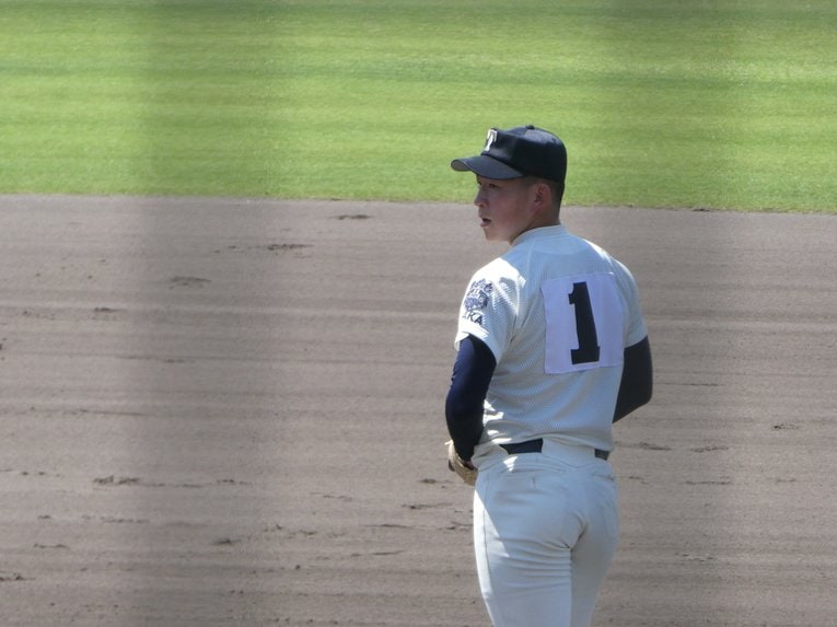 近畿大会で背番号「1」を背負った竹中勇登投手（3年）©︎Noriko Yonemushi