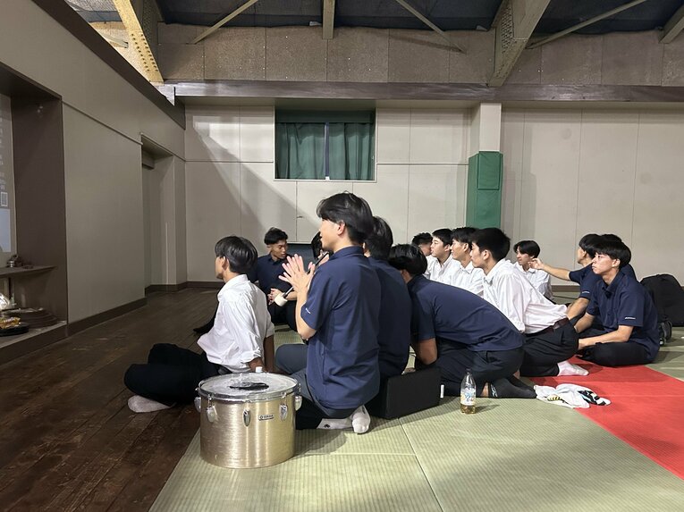 無名公立校・沼津商のドラフト初指名…後藤と仲間たちの号泣・喜び舞台裏を見る（画像は右に続きます）　　©Jun Aida