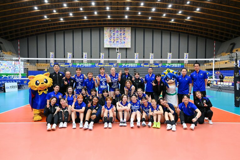 埼玉上尾メディックス　©︎SV.LEAGUE