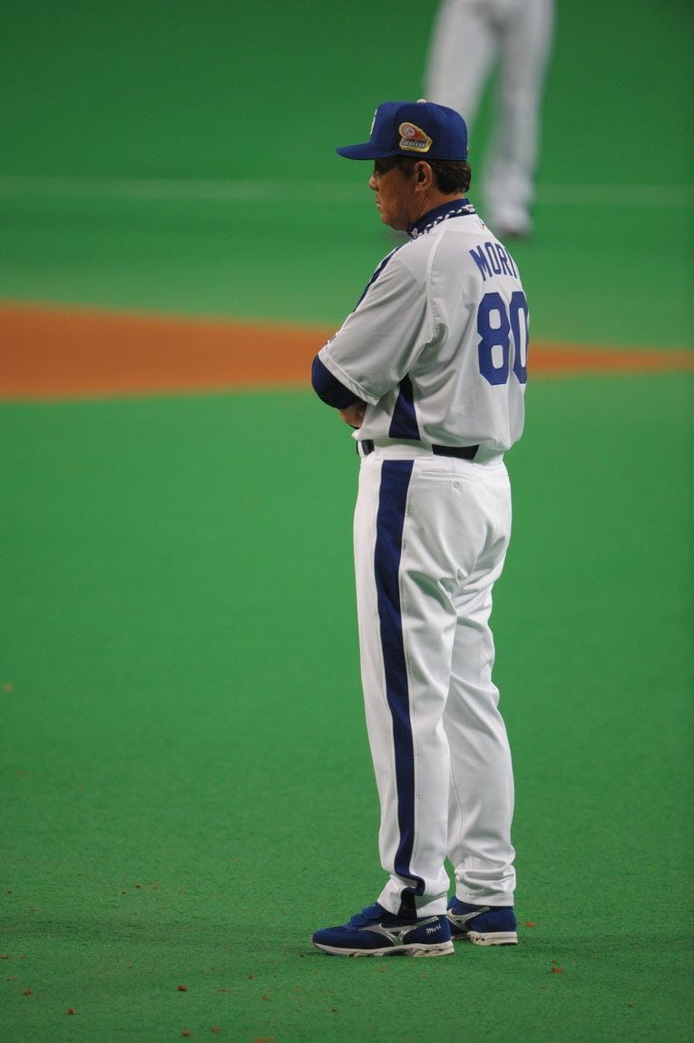 森繁和バッテリーチーフコーチ（当時　※写真は2010年撮影）　©BUNGEISHUNJU