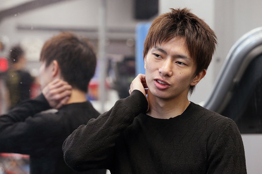 井上尚弥相手でも、絶対に逃げない。田口良一が「強いヤツ」を探す理由。<Number Web> photograph by Shigeki Yamamoto