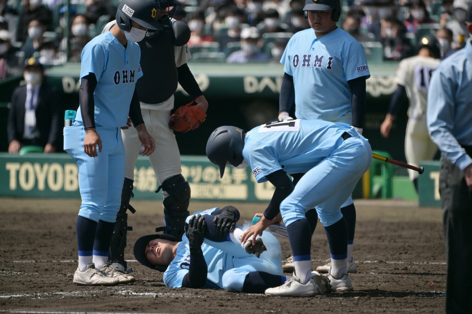 準決勝で左かかと付近に死球を受けた ©Hideki Sugiyama