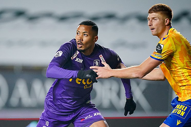 無視されても挫けずに立ち向かっていた少年は、プロサッカー選手となり、日本代表として海を渡った　©︎Getty Images