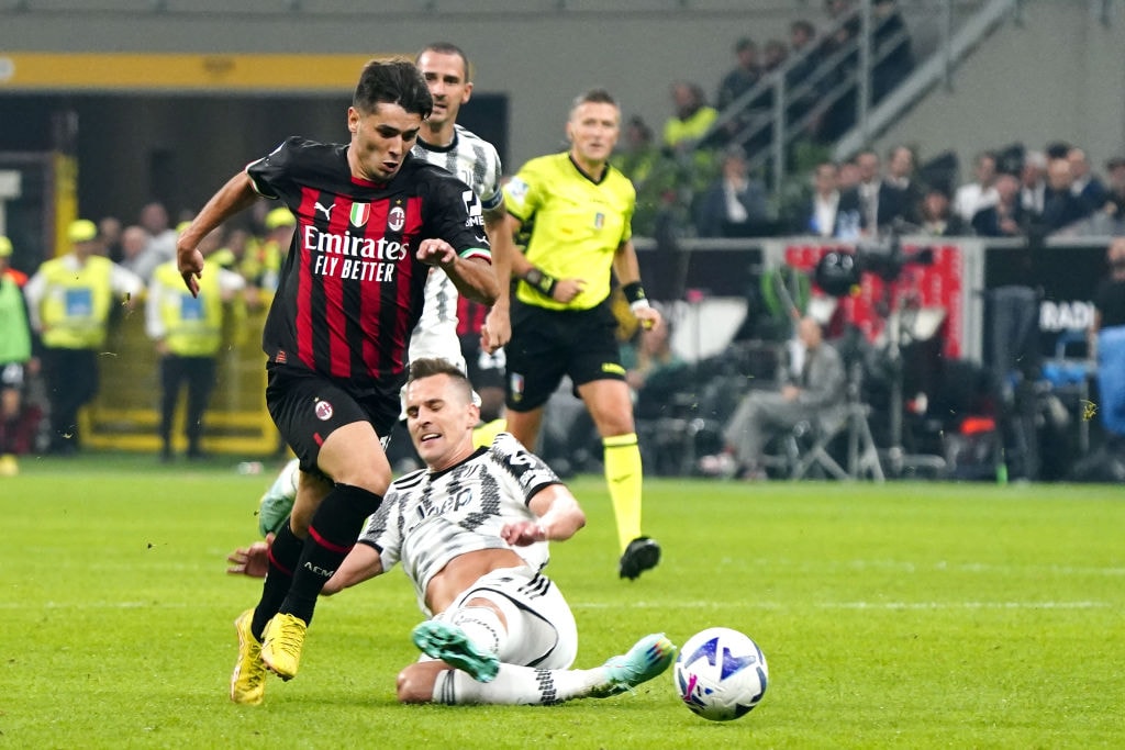 22年10月のミランvsユーベ。今週末の対決が鎌田の去就に影響するかも？ ©Getty Images