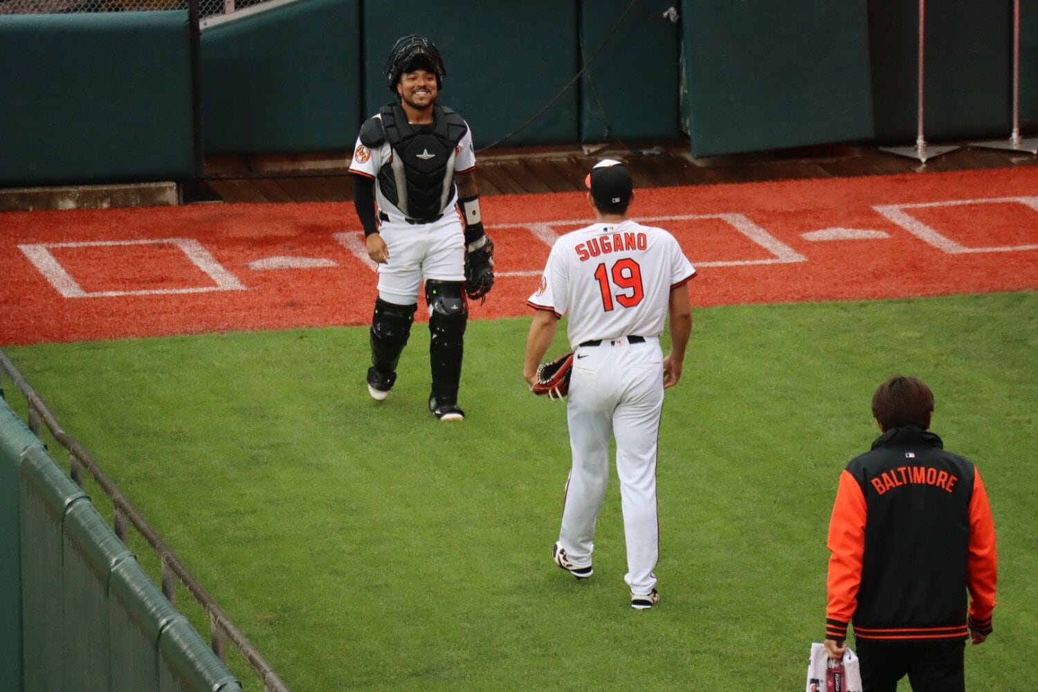 熱視線を集める菅野 ©Yuki Yamada