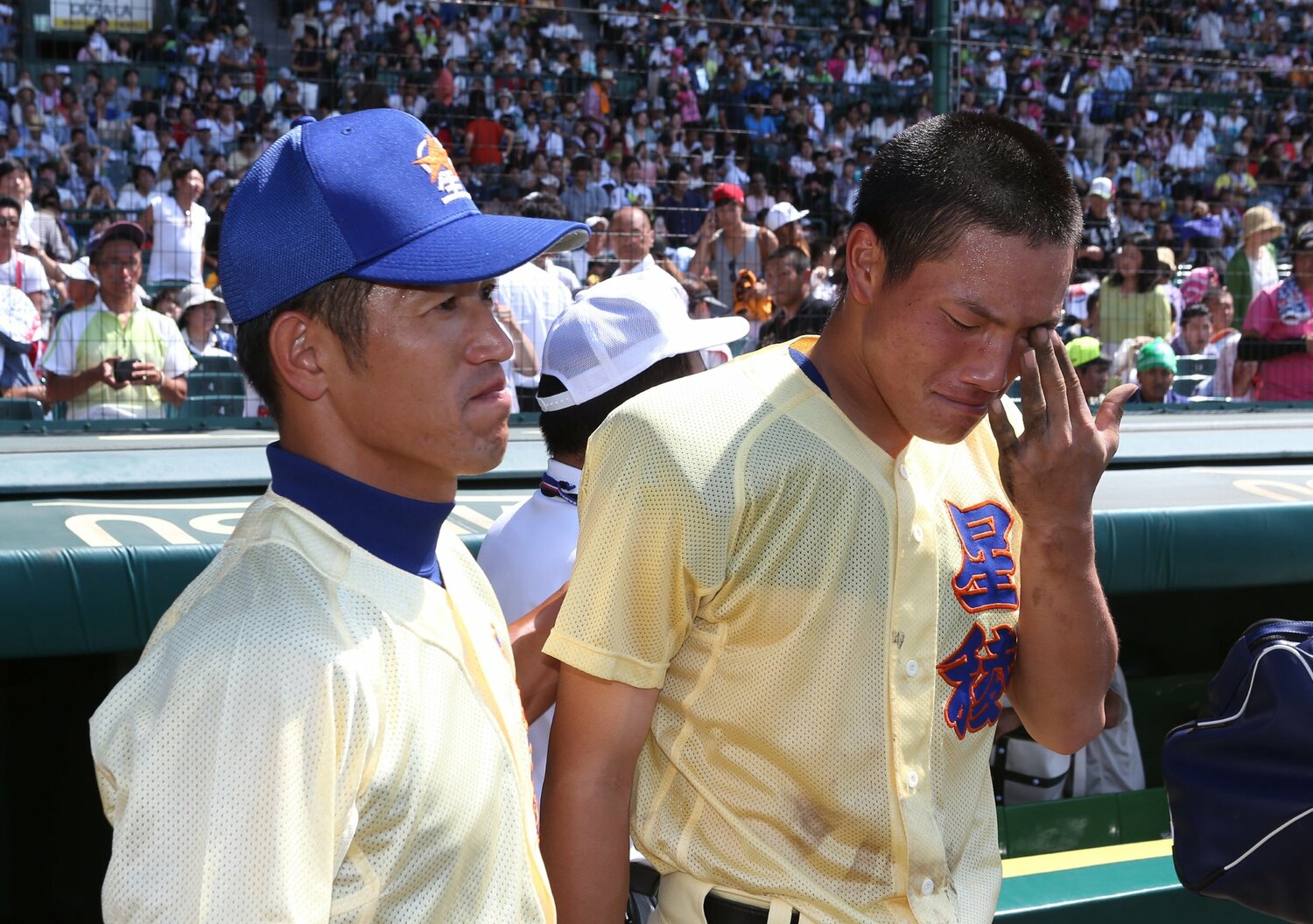 2014年夏、9回に8点差をひっくり返して甲子園に出場。林監督とエース岩下 ©Sankei Shimbun