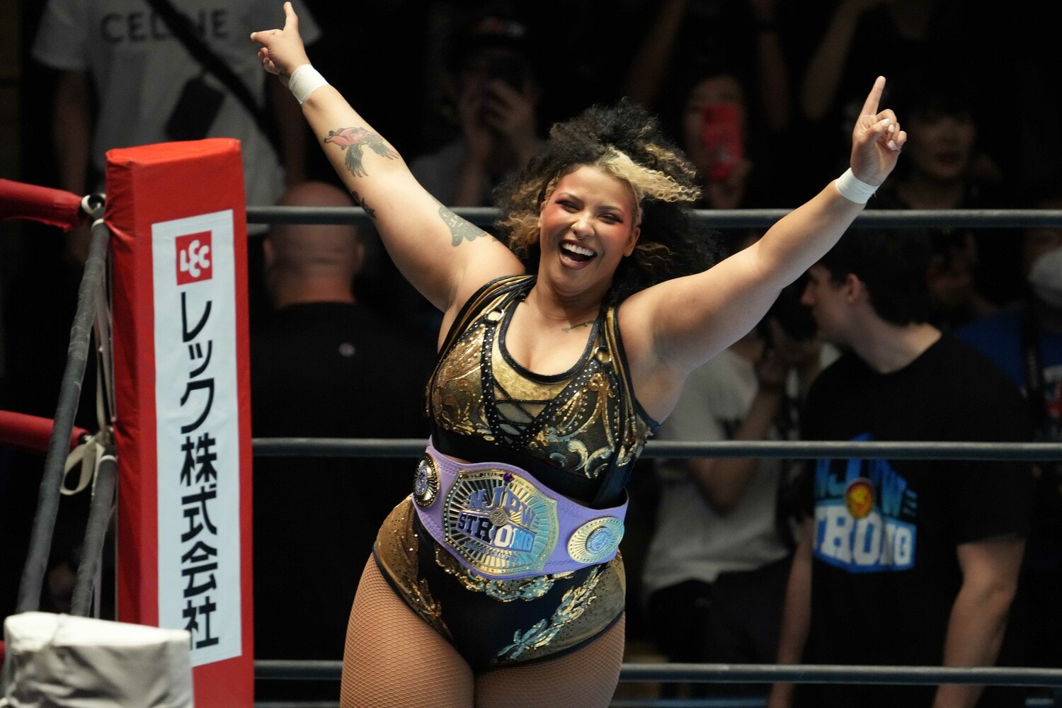 愛嬌たっぷりの笑顔で人気を集めるナイチンゲール　©Essei Hara