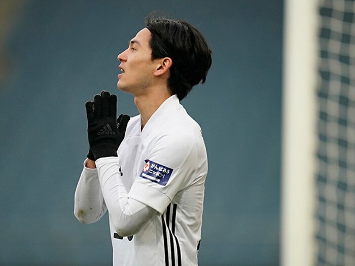 森保Jの10番・南野拓実　リバプールで控え続きも…脱皮のヒントは“オシムのオリッチ論”では＜Number Web＞ photograph by Getty Images