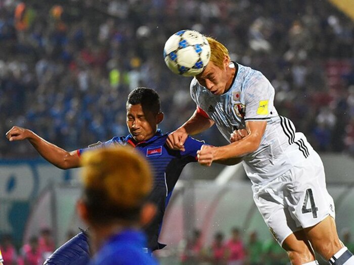 決定力不足ではなく、戦術が招く必然。ハリルのタテ一本槍が消す日本らしさ。＜Number Web＞ photograph by Takuya Sugiyama