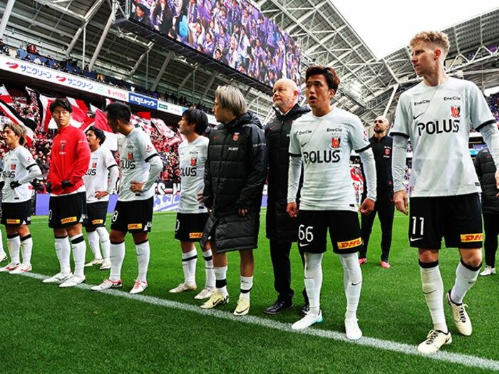 浦和レッズ「優勝へスタートダッシュが必要」な中で広島から“手痛いレッスン”…MFグスタフソンは本物だが、開幕戦で欠いたものは？＜Number Web＞ photograph by J.LEAGUE