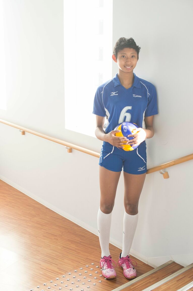 Number872号に登場した当時高校1年生の宮部藍梨（2015年2月）©︎Asami Enomoto