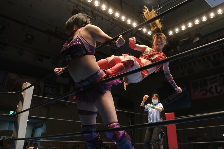 “設立以来の危機”アイスリボンに米メジャーから参戦の志田光がもたらすものは？ 同期・藤本つかさとの友情「ピンチの時は助けに来てね」(22)