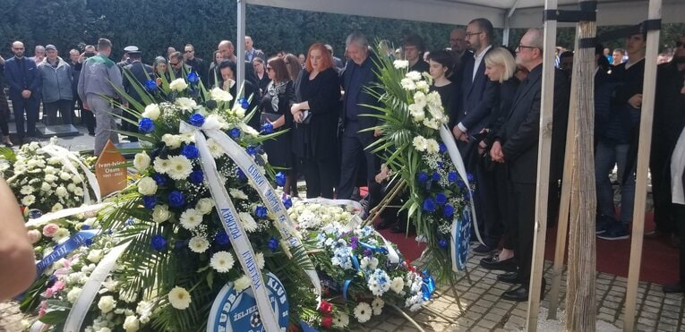 多くの関係者、ファンが参列した葬儀の様子　©︎Shuichi Tamura