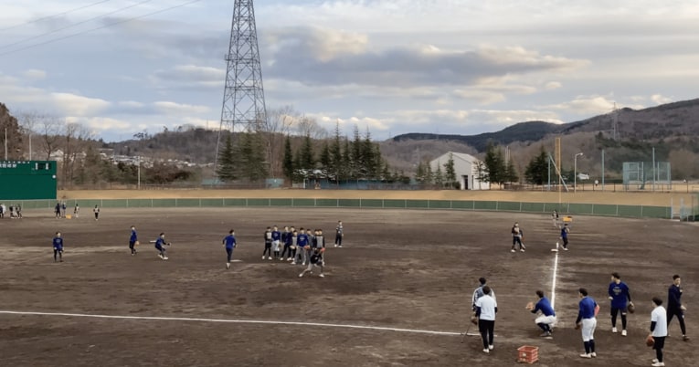 東北高の練習風景（BGMもかかっている）　©Hideaki Ujihara
