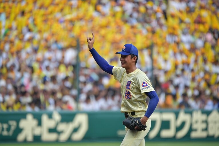 2019年夏の甲子園決勝、履正社戦での奥川恭伸　©︎Hideki Sugiyama