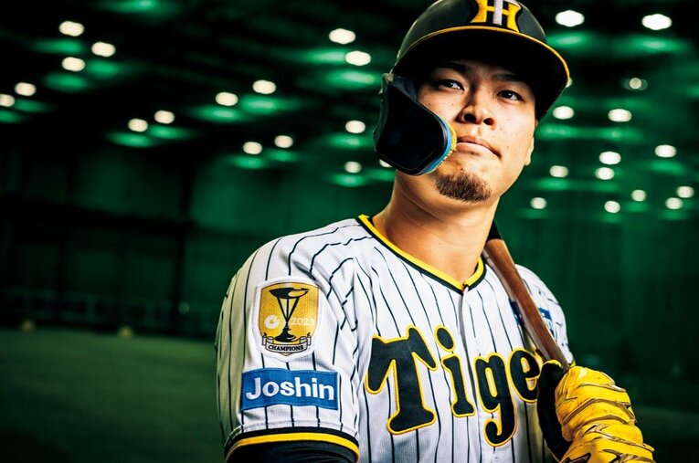 プロ入り4年目を迎えた阪神・佐藤輝明（25歳）。昨年はキャリアハイの92打点をマークした ／ photograph by Kiichi Matsumoto