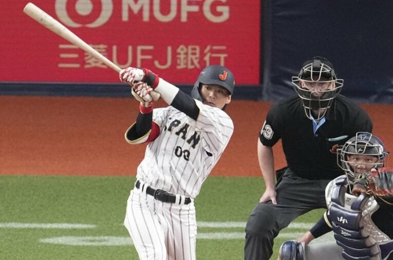 侍ジャパンの強化試合でヒットを放った仲田慶介 ／ photograph by SANKEI SHIMBUN