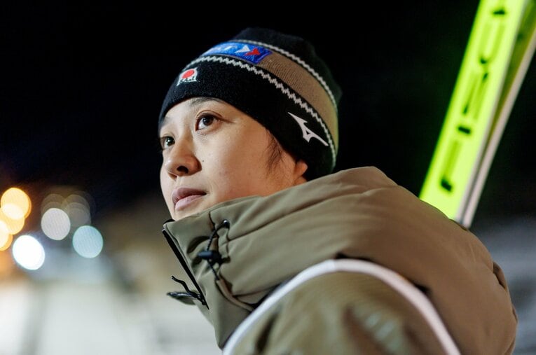 女子スキージャンプでミラノ・コルティナ五輪の金メダル候補に躍り出た27歳の丸山希。遅咲きの新ヒロインのこれまでとは ／ photograph by Kiichi Matsumoto