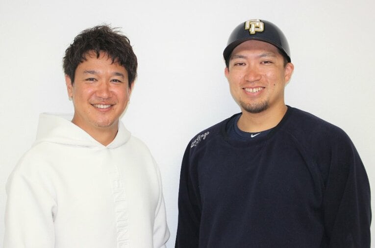 「トクサンTV」のメインキャストであるトクサン（左）とライパチ　©Sports Graphic Number Web