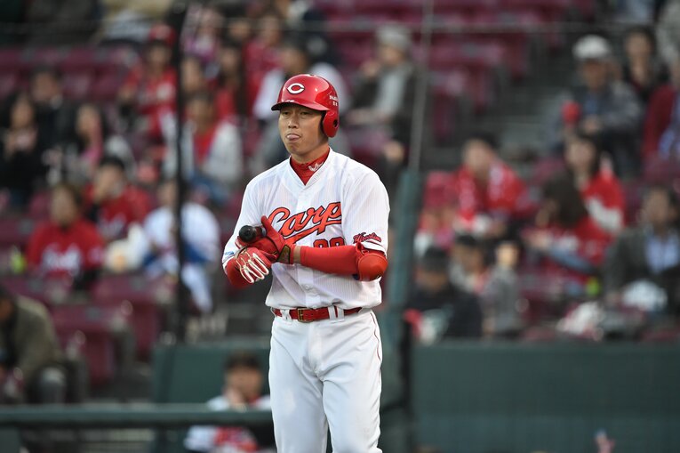 どんな瞬間も「絵になる男」広島カープ・新井貴浩監督の現役時代　©︎Hideki Sugiyama