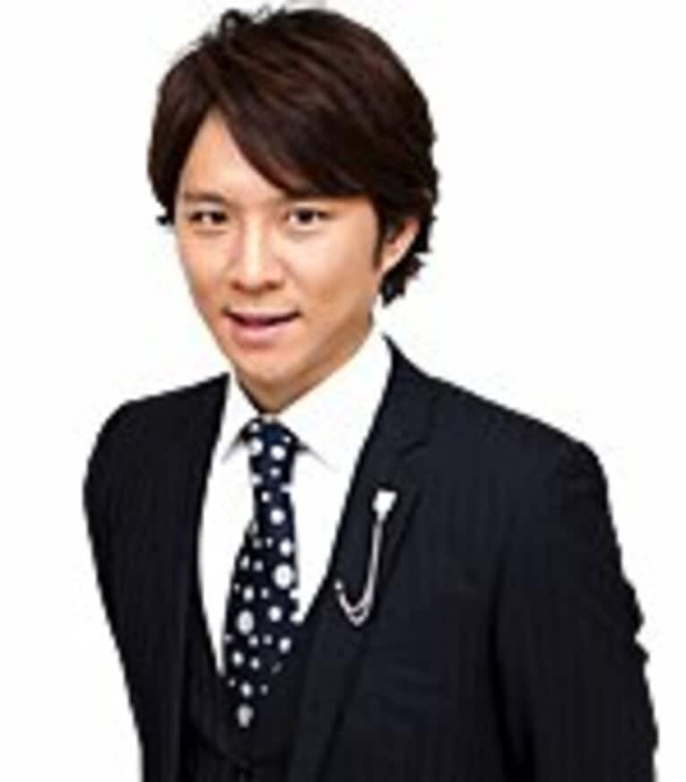 渡部建
1972年9月23日、東京都八王子市に生まれる。1993年、都立日野高校の同級生・児嶋一哉とアンジャッシュを結成、2003年爆笑オンエアバトル第5代チャンピオンに輝く。小学生時代は「八王子リトル」に内野手として所属。高木大成（元西武）、遠藤政隆（元中日）と同期だった。年間50試合は高校野球を現場で観戦し、プロ野球では阪神タイガースのファンである。