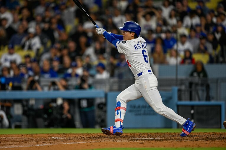 【常勝ドジャースと大谷らの”ステキな日常”／全100枚超】キム・ヘソンの打撃フォーム…写真はまだまだ続きます　©Nanae Suzuki