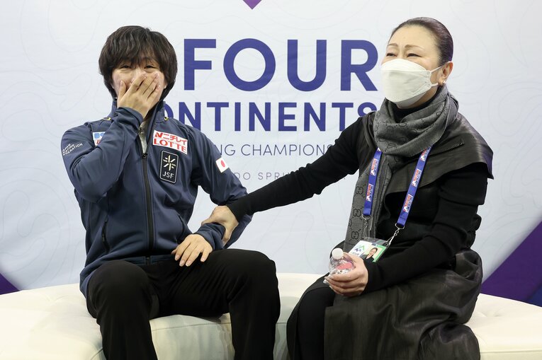 あまりの驚きに口をおさえる三浦　©Getty Images