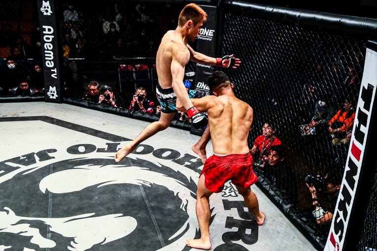 2020年1月、平良達郎vsジャレッド・ライアン・アルマザン　©Susumu Nagao