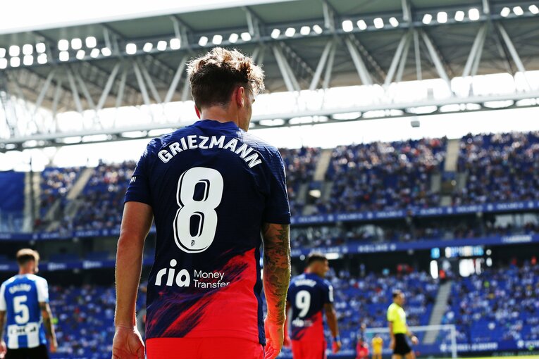 “アジア人差別疑惑”後に古巣復帰したグリーズマンを撮りに行ったら…「アディショナルタイム10分」の信じられない結末〈激写〉(11)